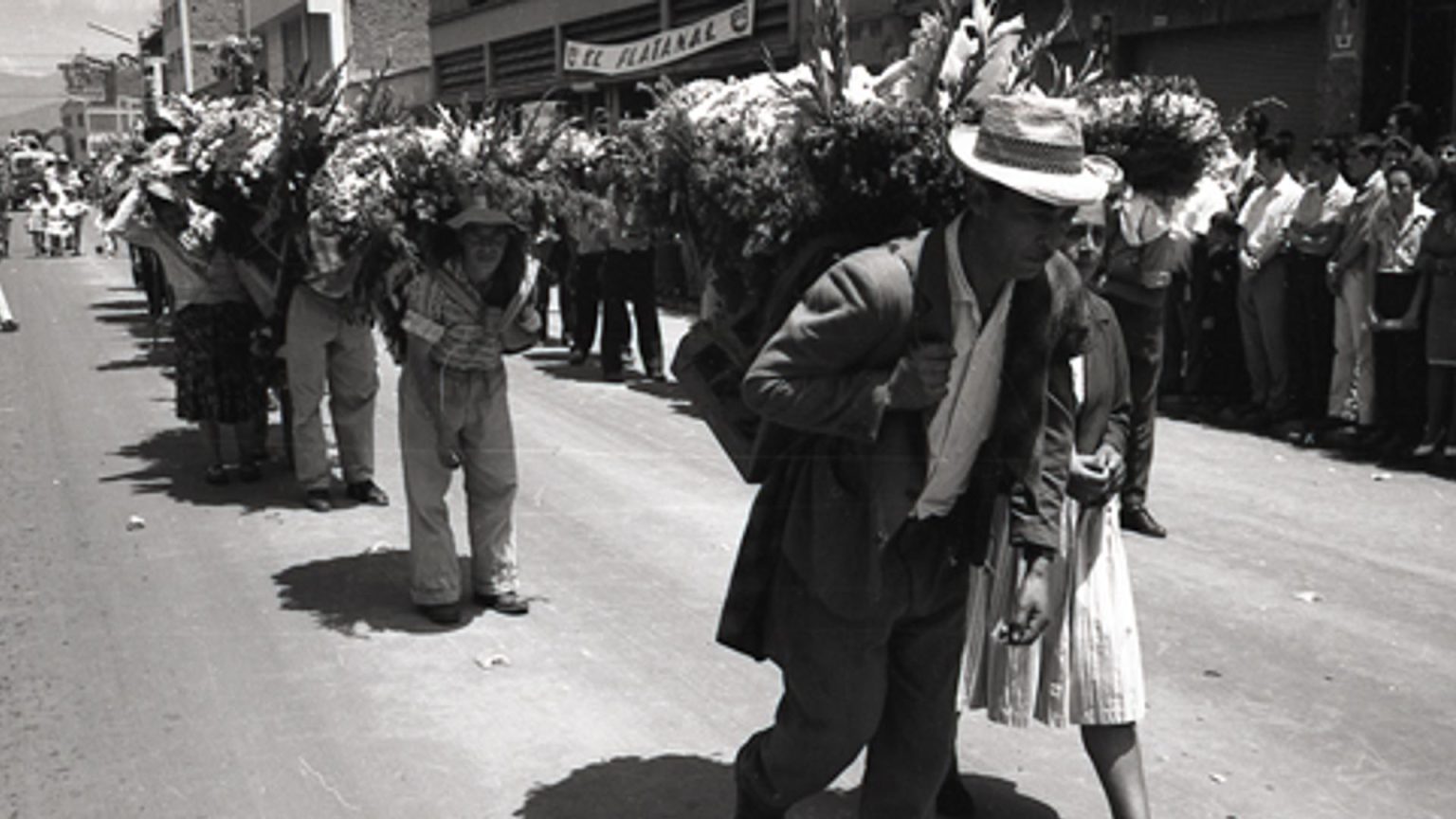 viajes_y visas_elite_Historia-de-la-Feria-de-las-Flores-antigua2